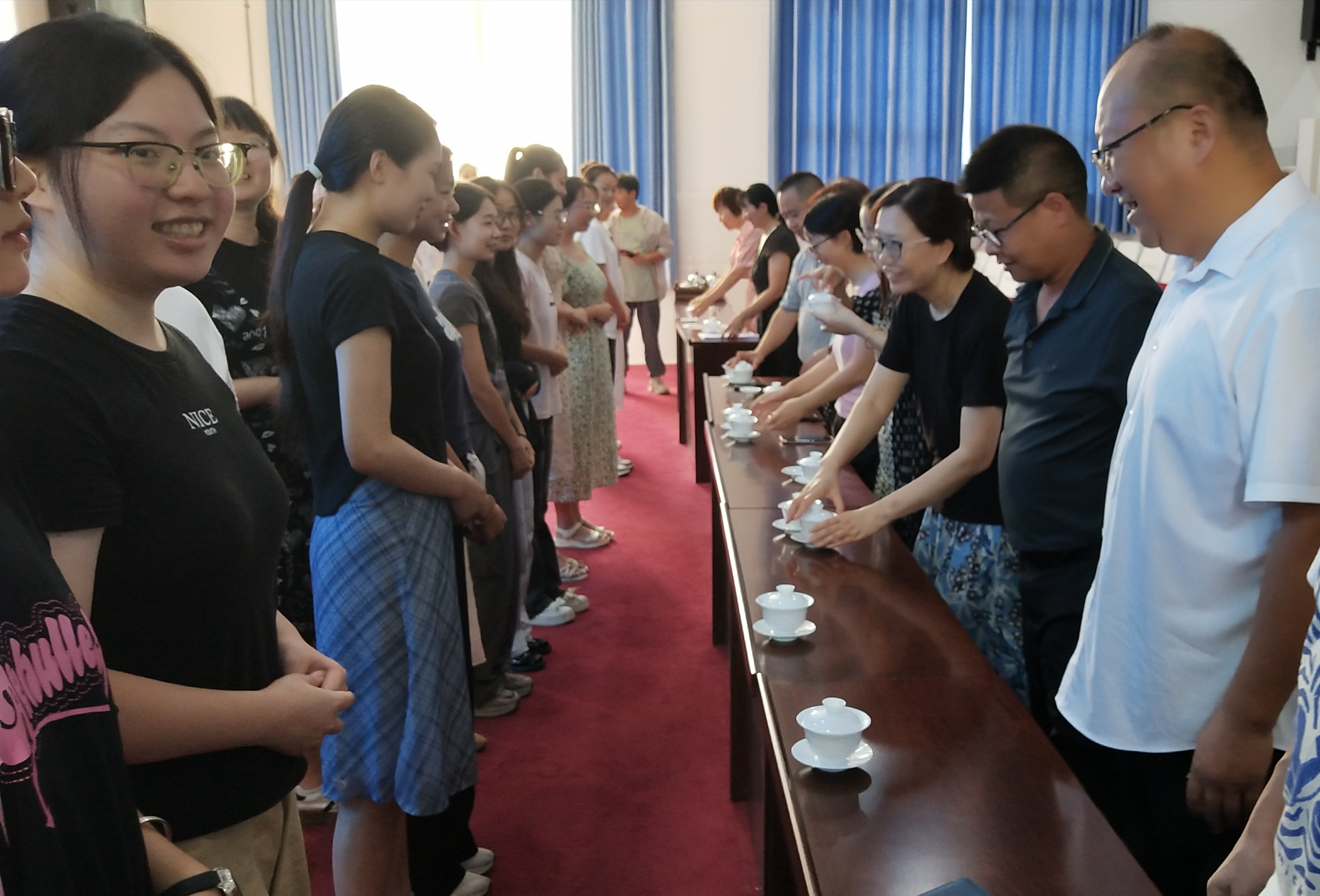 拜师敬茶3.jpg