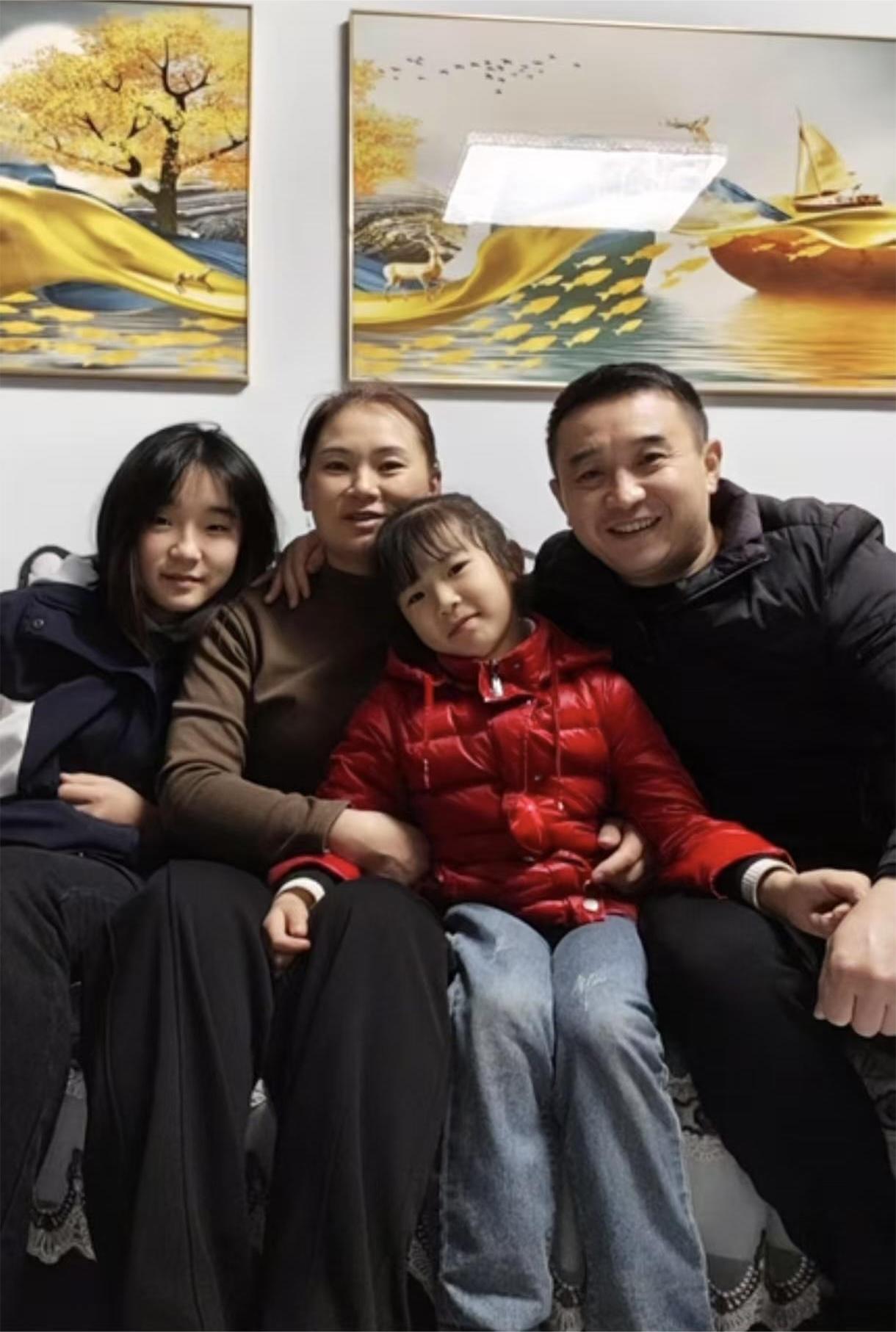 鲜李莉.jpg
